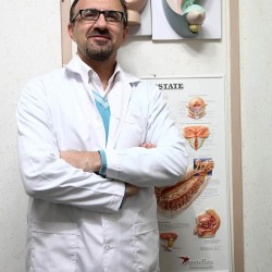 دکتر حسین کرمی