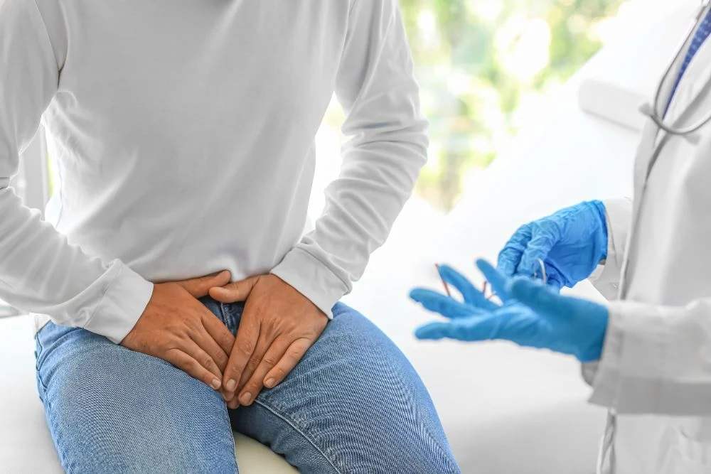 علت بزرگ شدن بیضه بعد از عمل واریکوسل